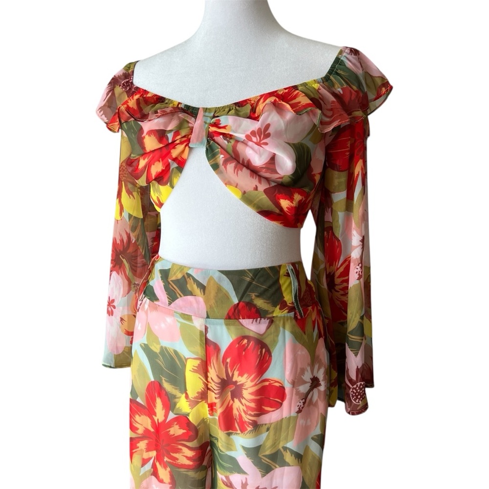 NWT L’ATISTE by Amy Tropical Floral Off-Shoulder Two-Piece Set - Picture 3 of 8
